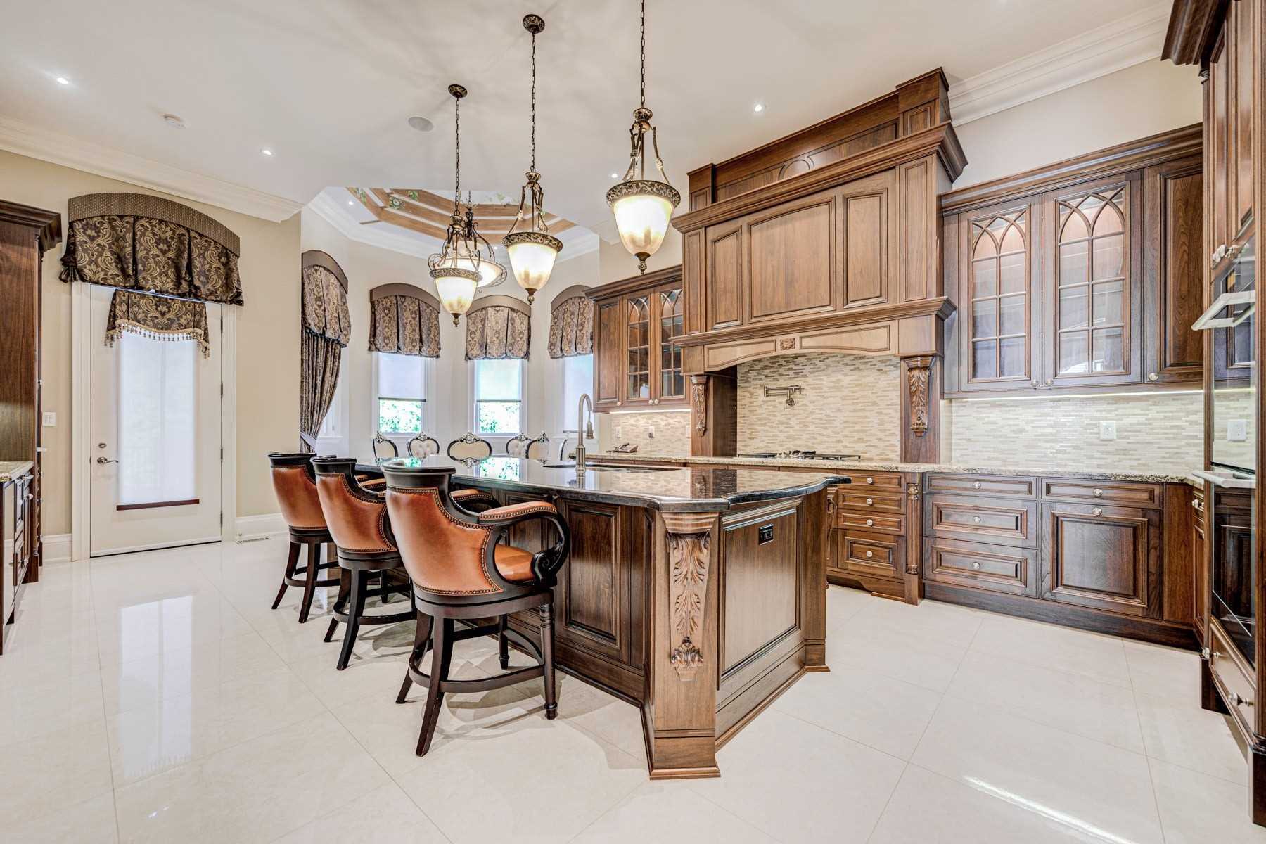 71 Grandvista Cres