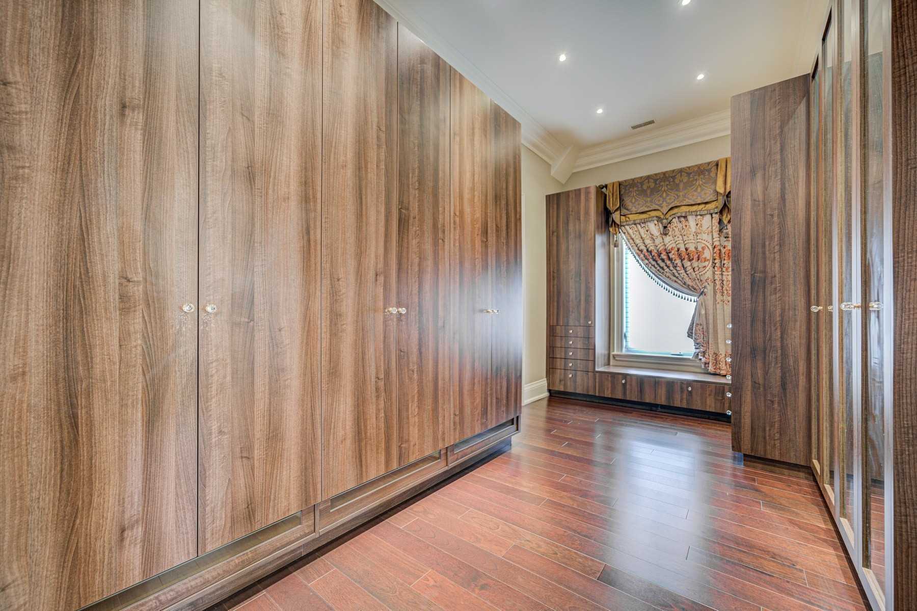 71 Grandvista Cres
