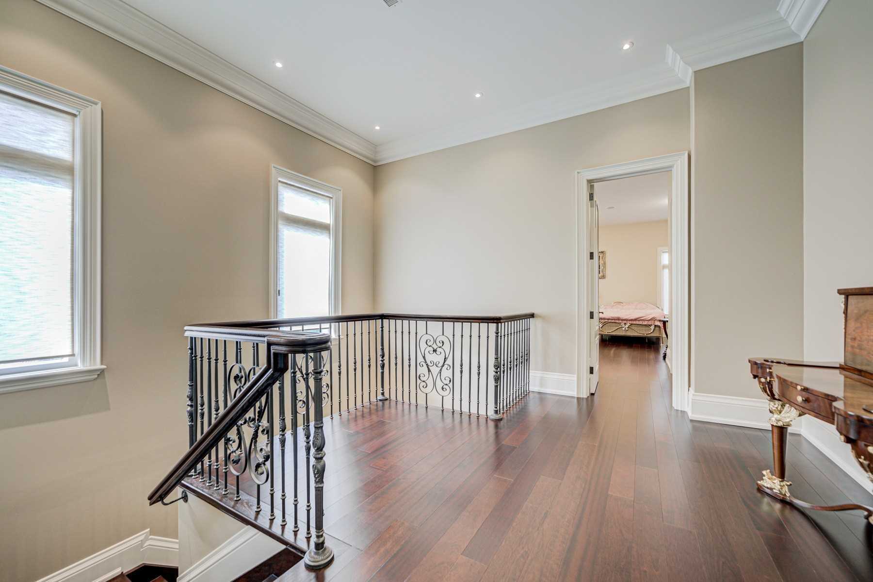 71 Grandvista Cres