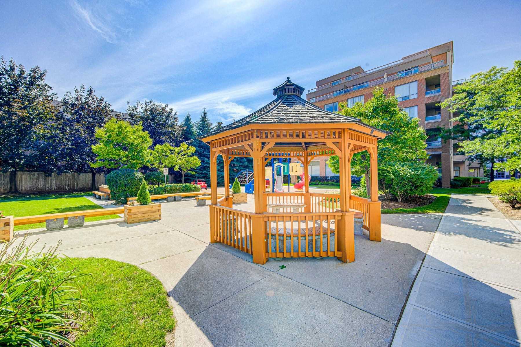 29 Northern Heights Dr, #306