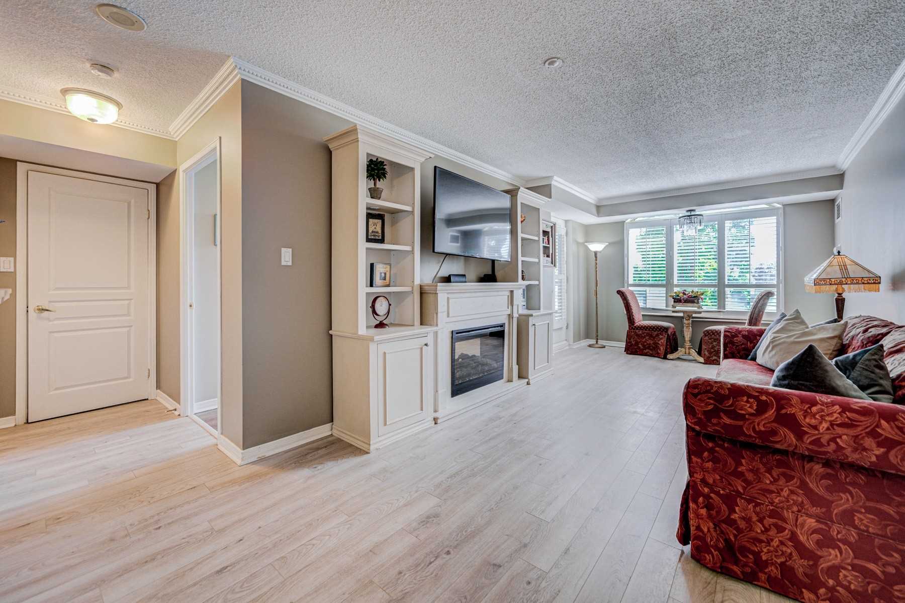 29 Northern Heights Dr, #306