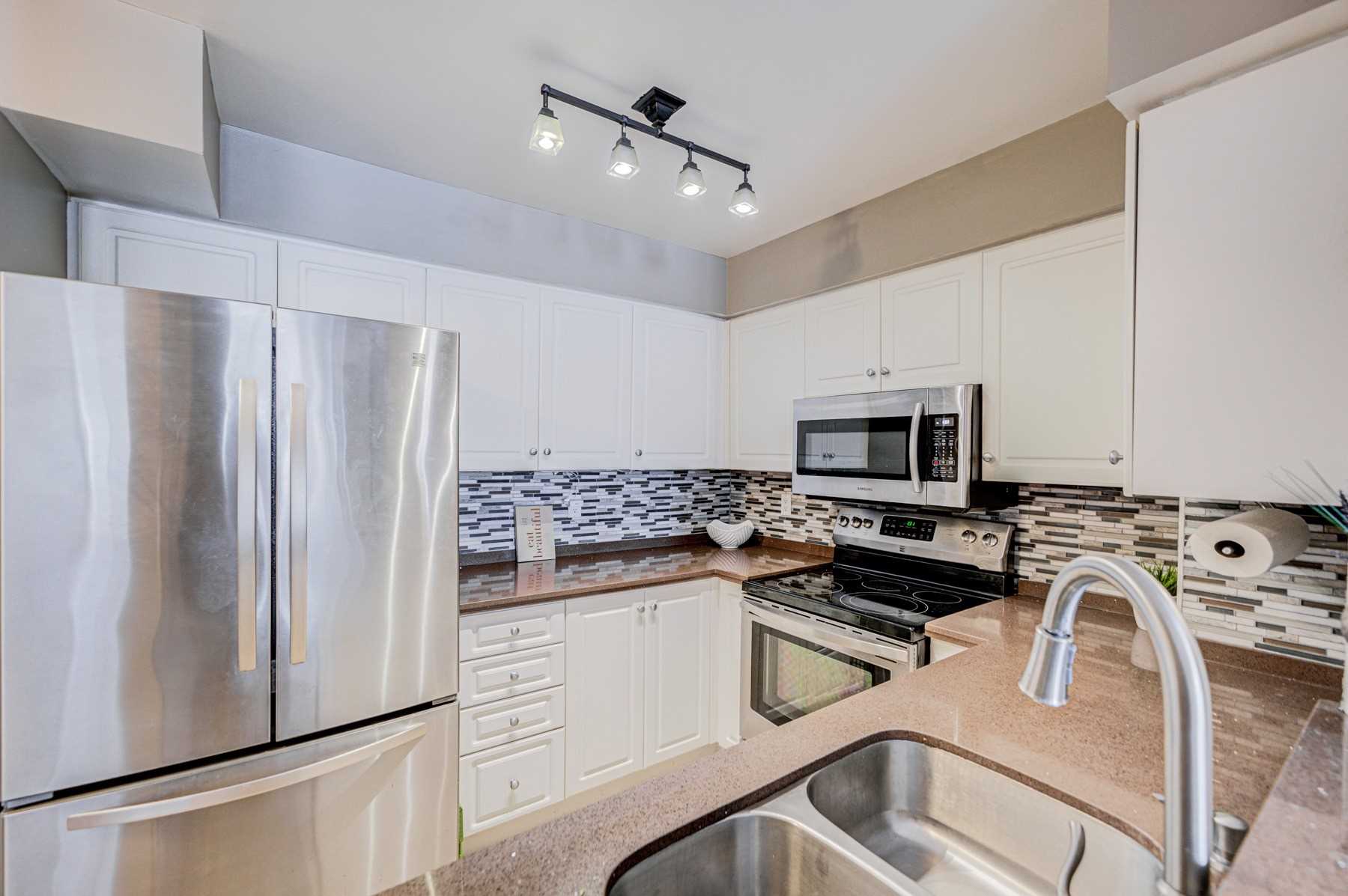 29 Northern Heights Dr, #306