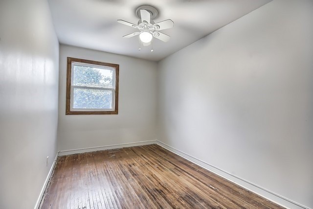 33 Longford Dr