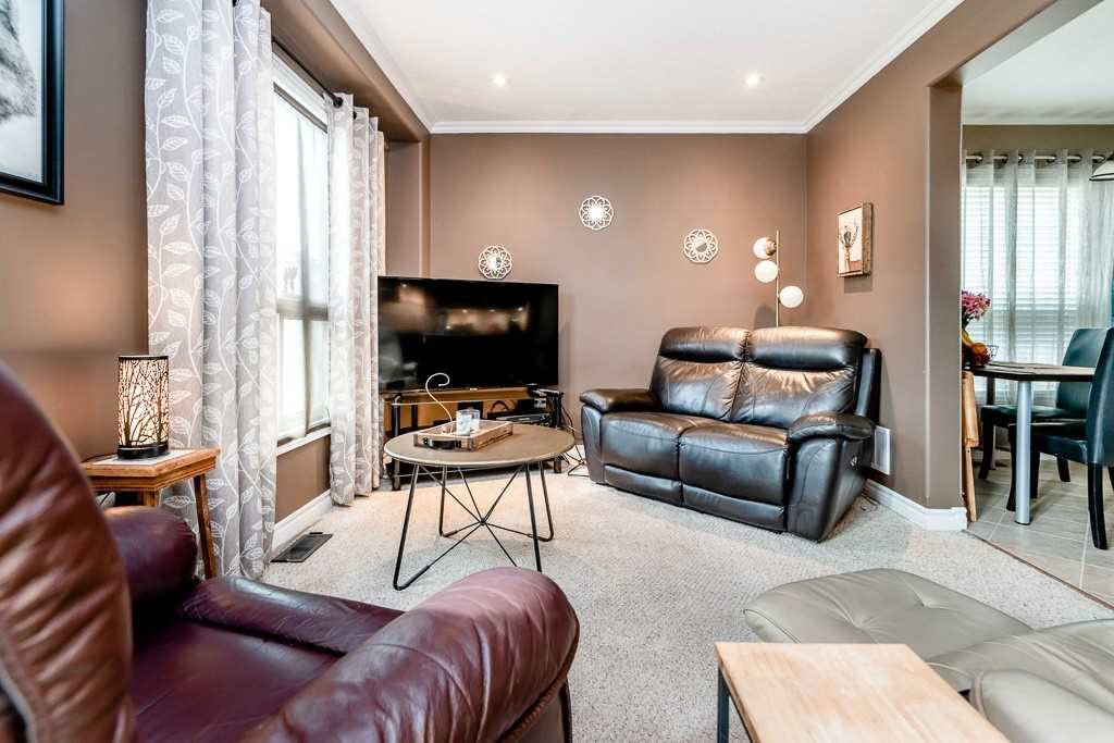 31 Stevenson St