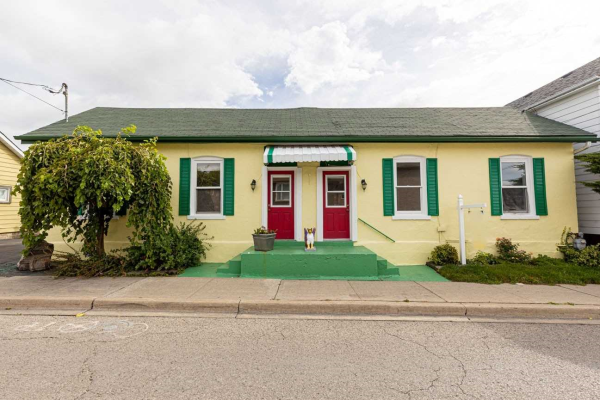 31-33 Bingham St, Bradford West Gwillimbury