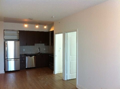 7171 Yonge St, #2007