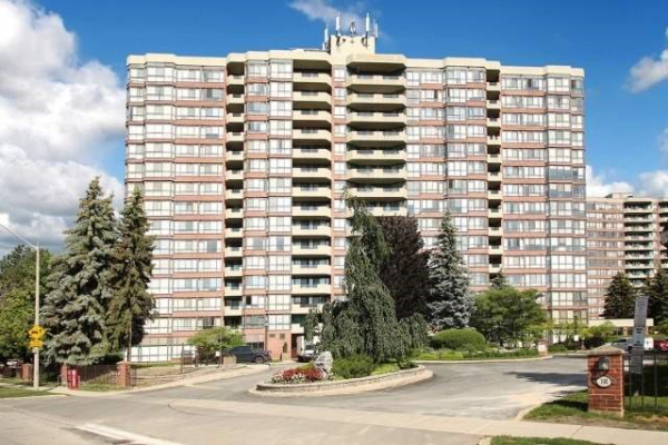100 Observatory Lane, Richmond Hill