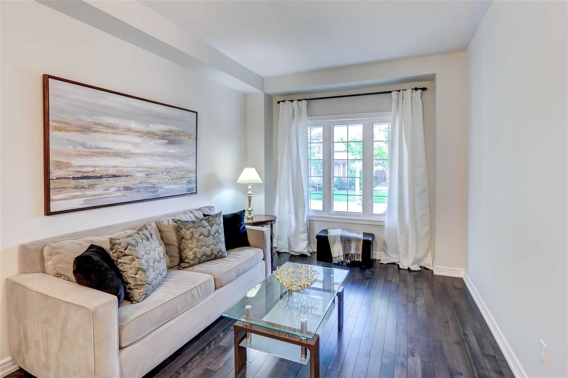 84 Battleford Ave