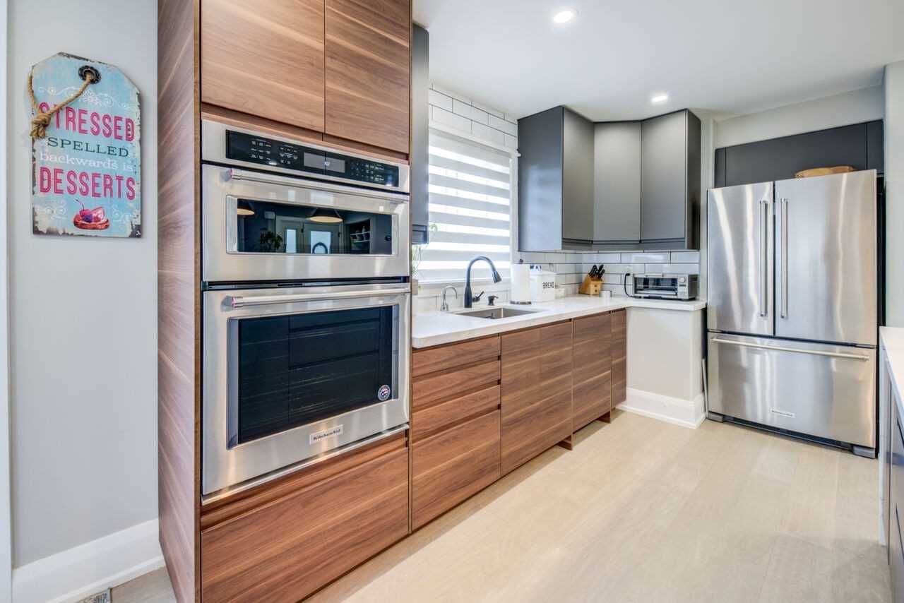 646 Simcoe Rd