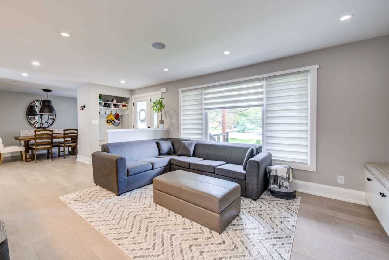646 Simcoe Rd