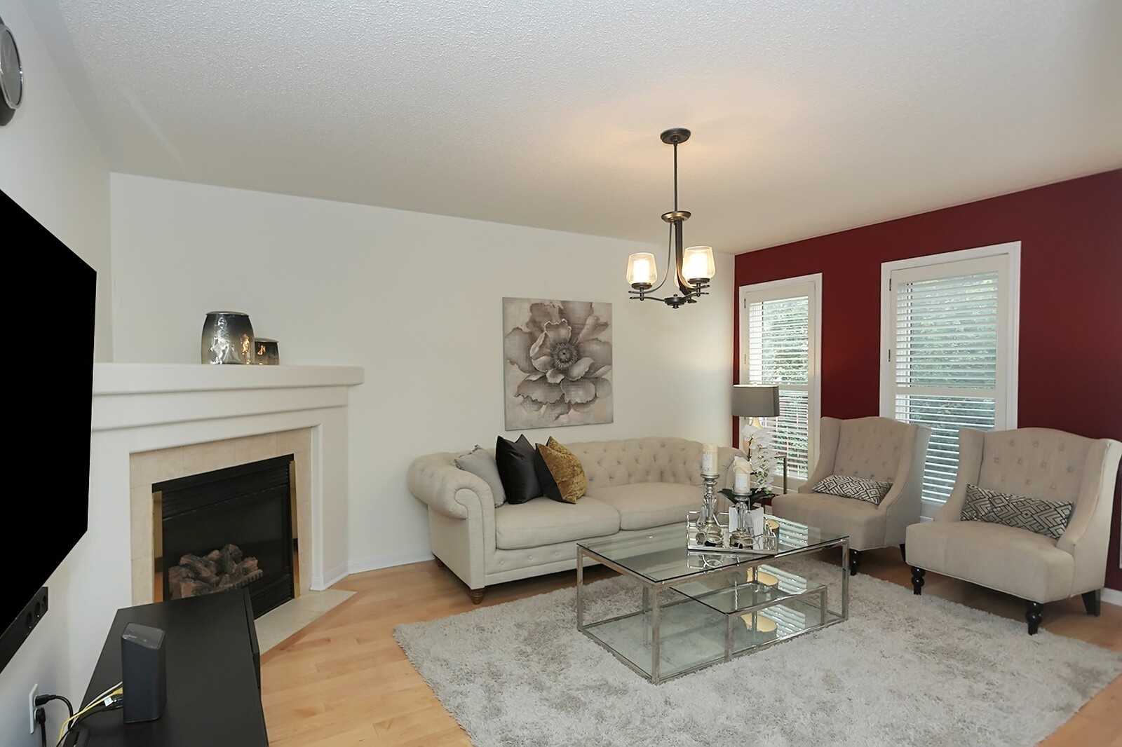 25 Tower Bridge Cres