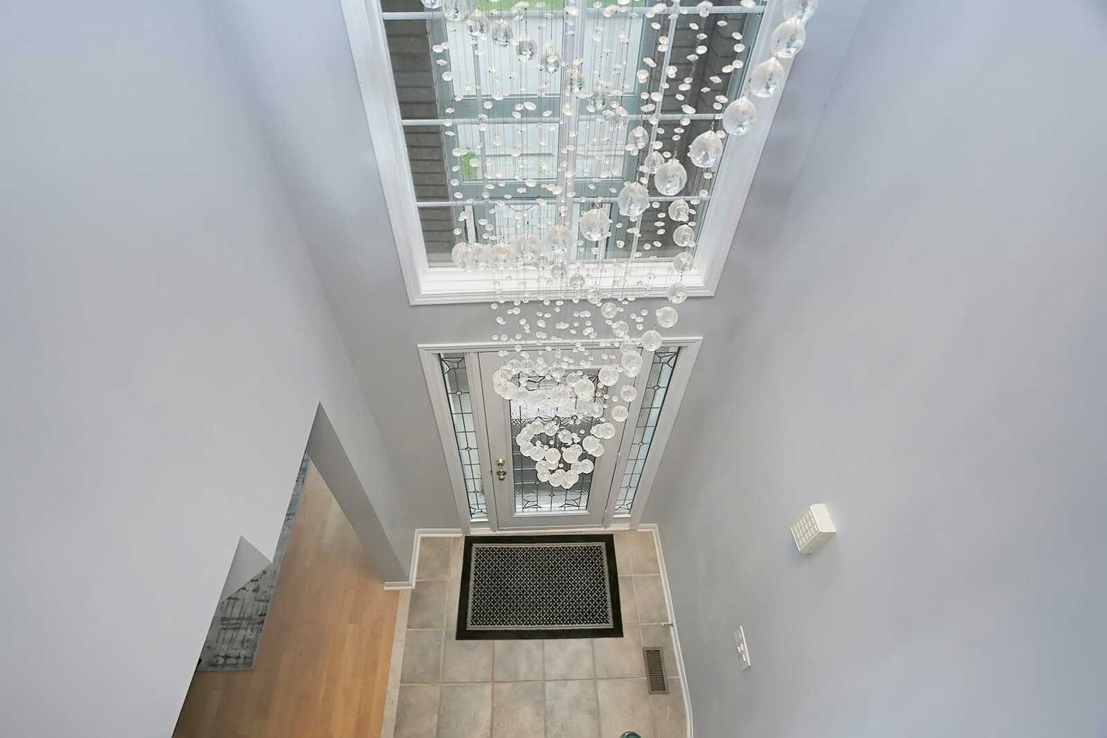 25 Tower Bridge Cres