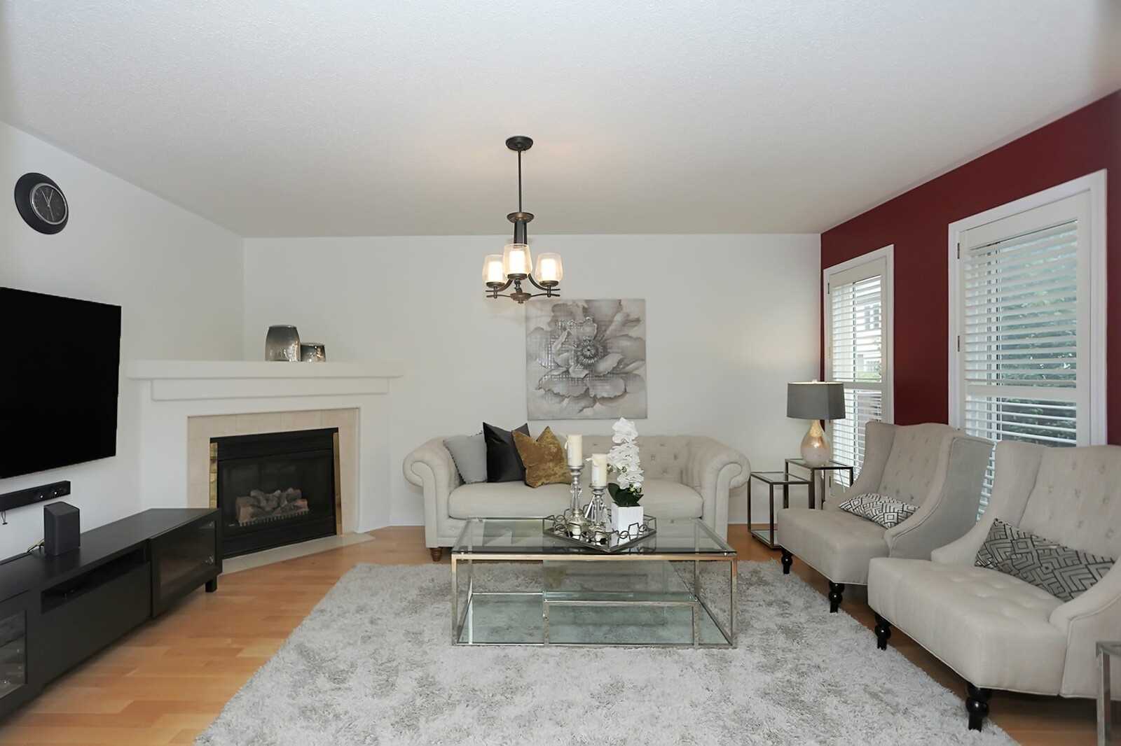 25 Tower Bridge Cres