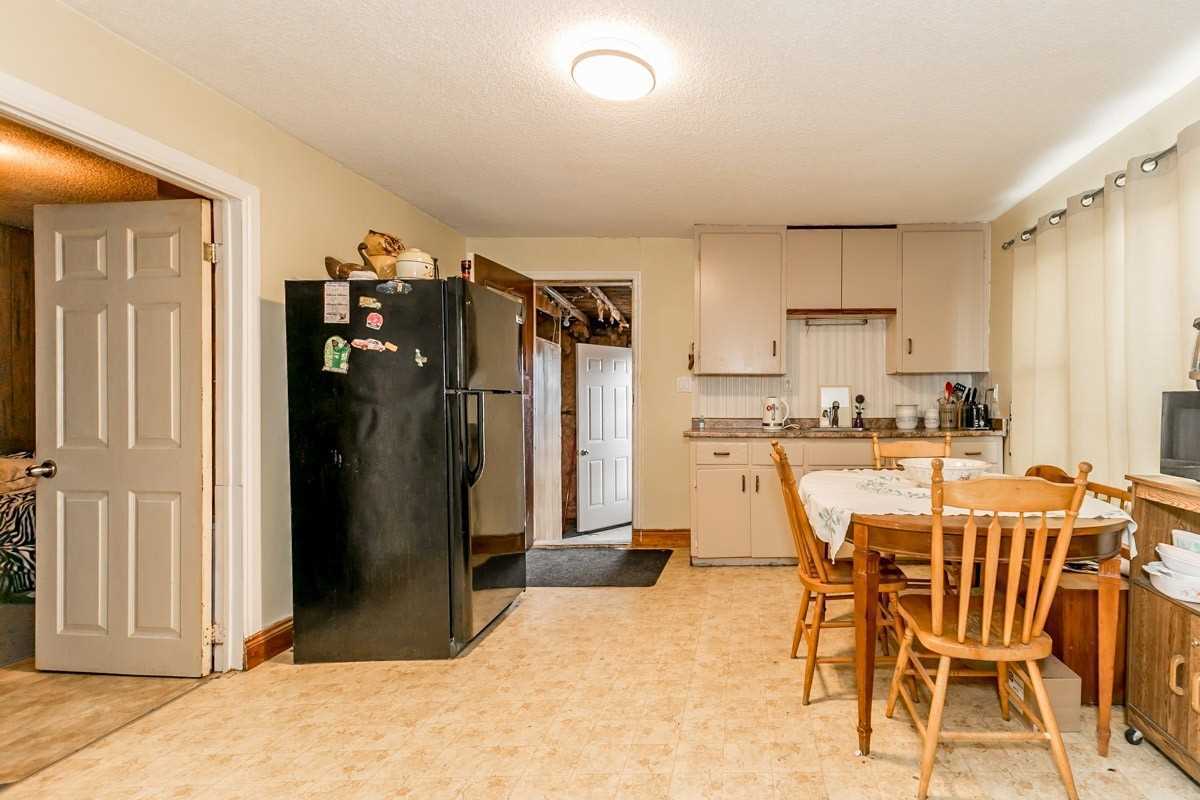 5742 County Rd 90 Rd