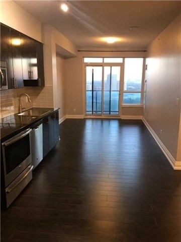 7171 Yonge St, #2211