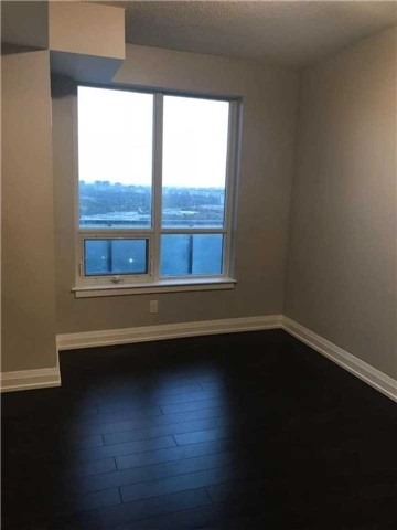 7171 Yonge St, #2211