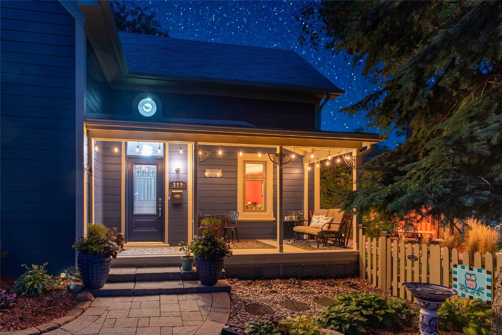 399 Amelia St