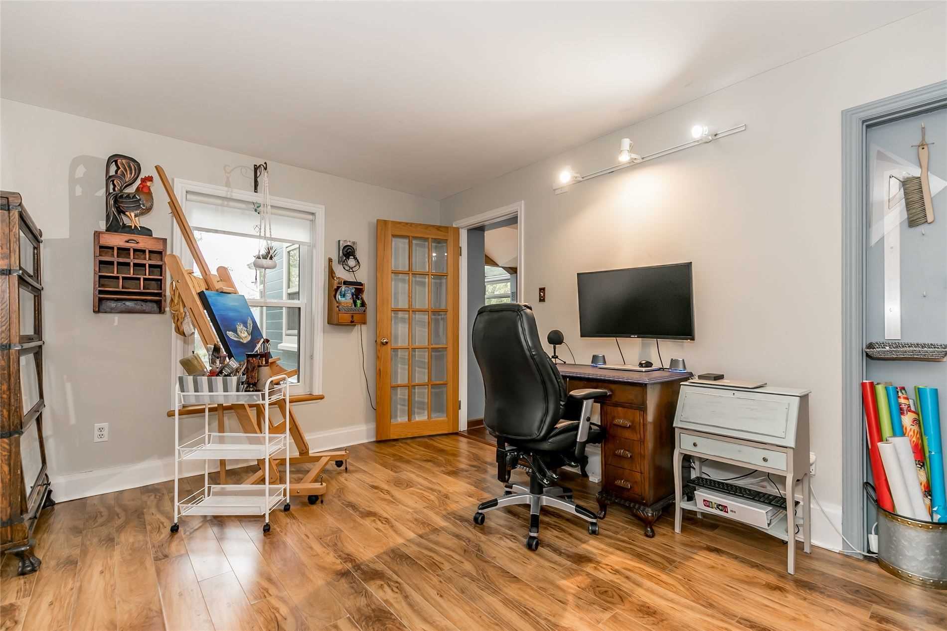 399 Amelia St