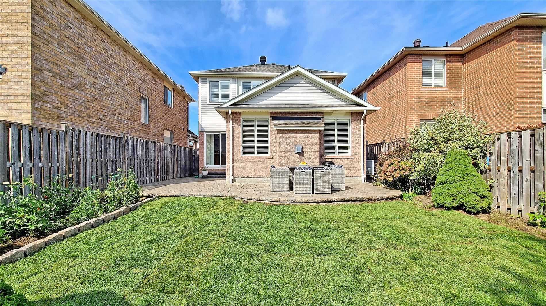 31 Raffia Ave