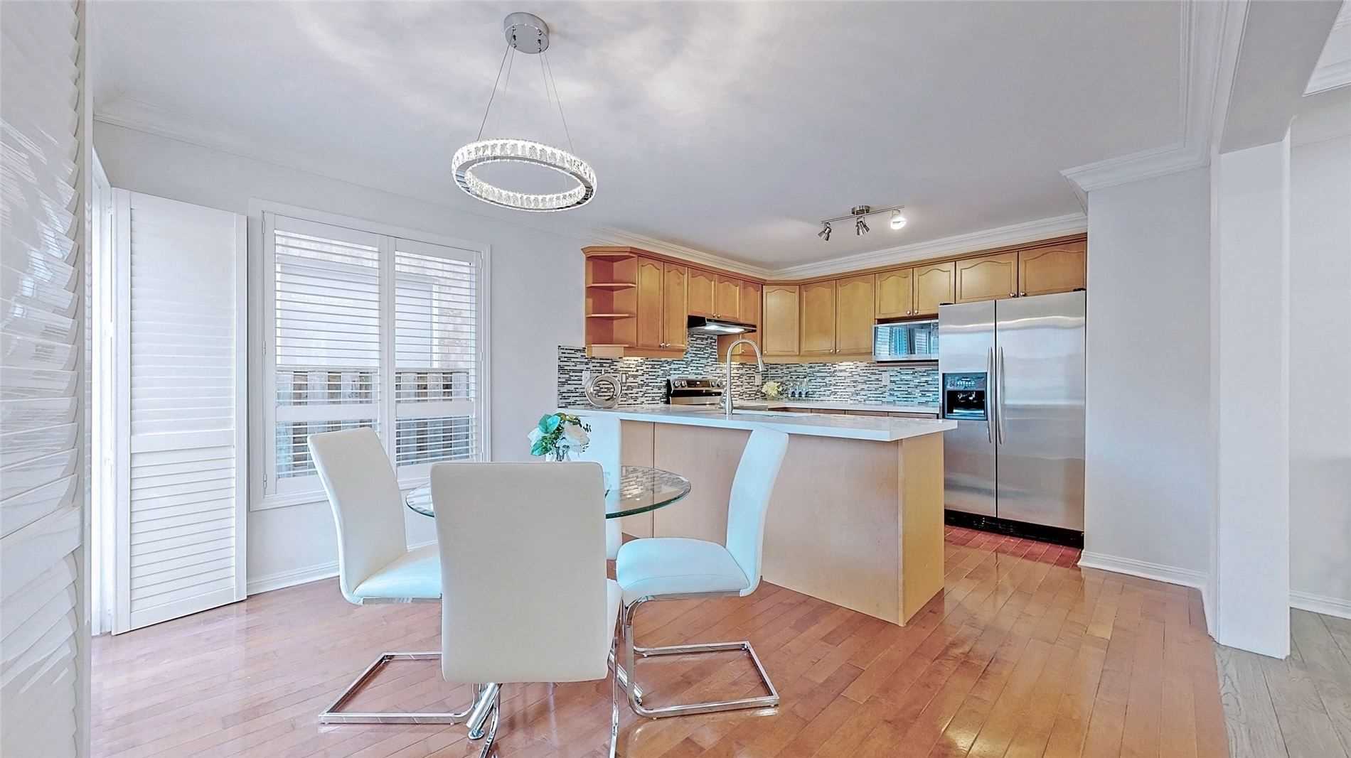 31 Raffia Ave