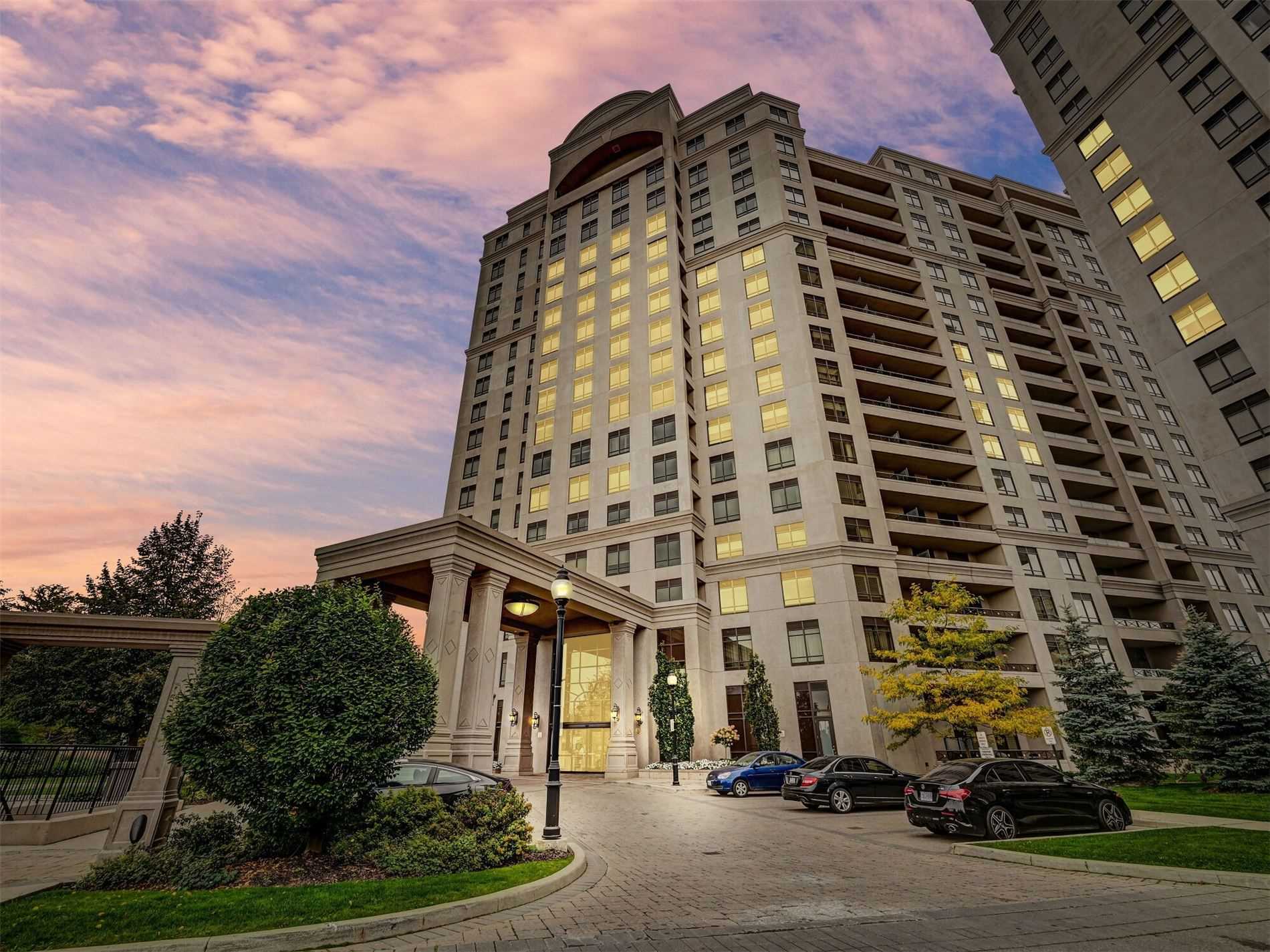 9255 Jane St, #1211