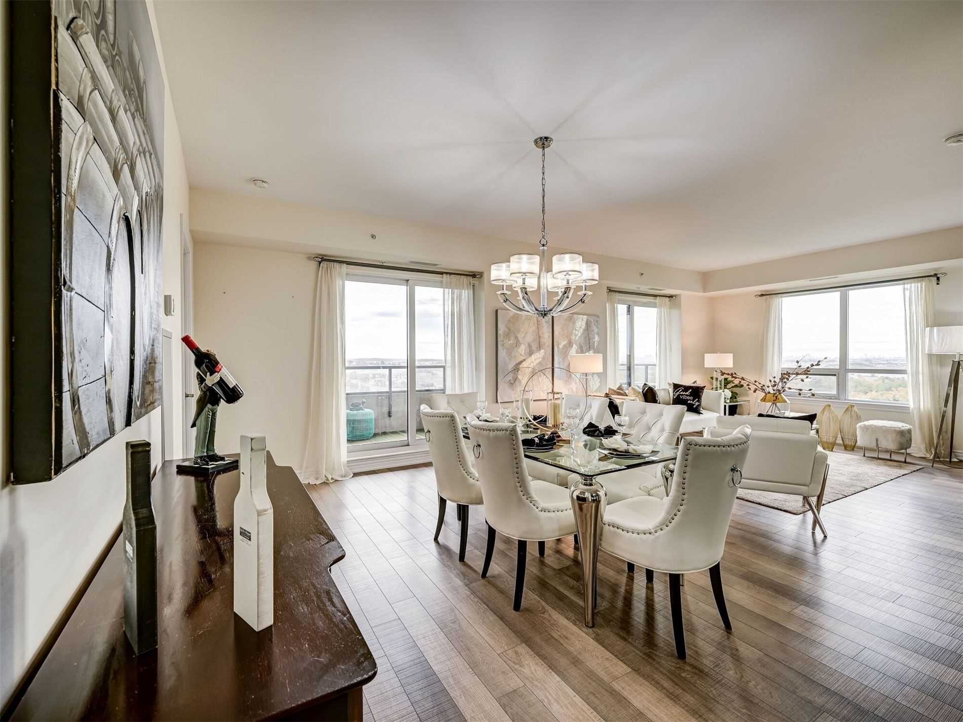 9255 Jane St, #1211