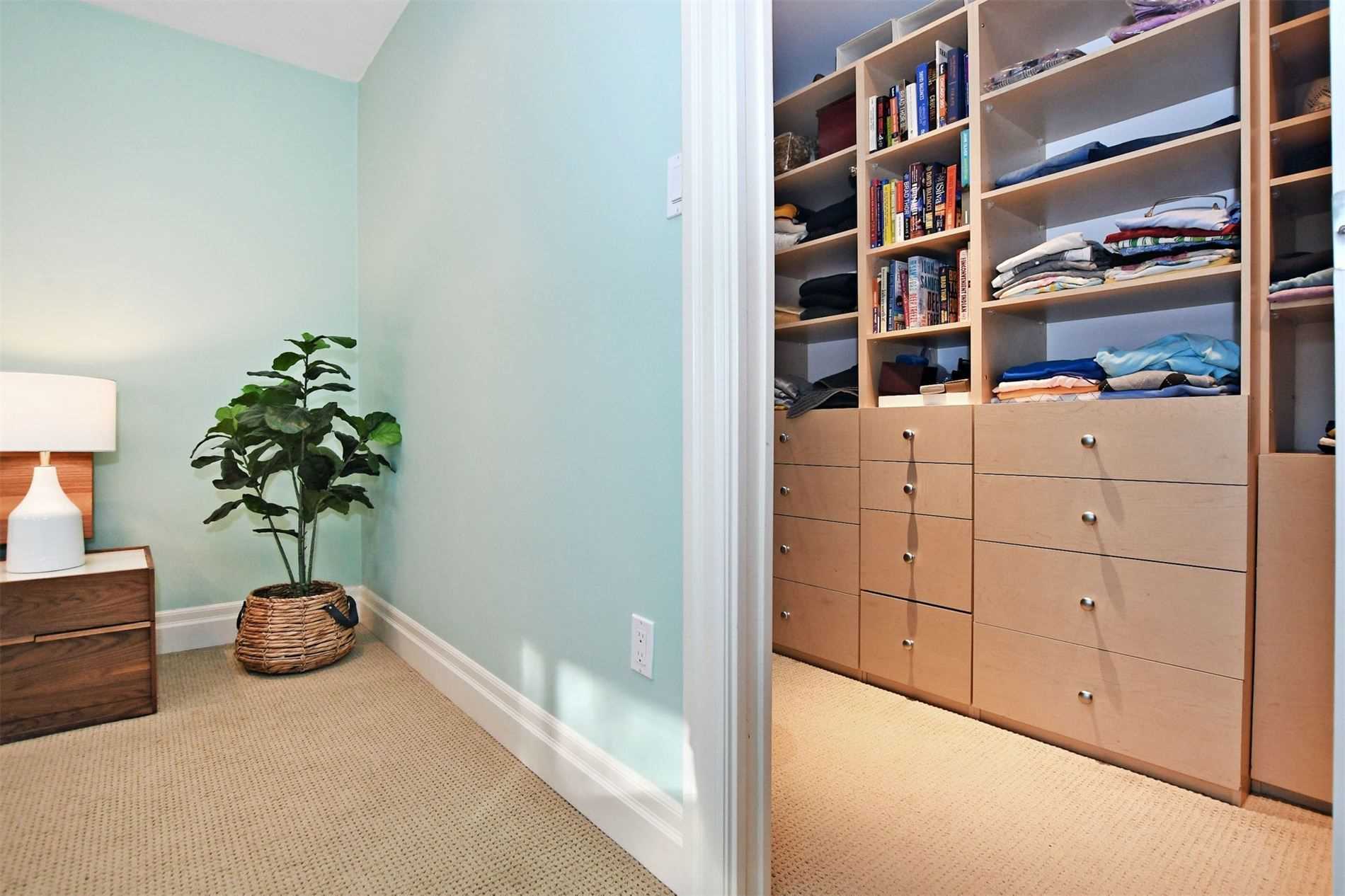 53 Gilbank Dr