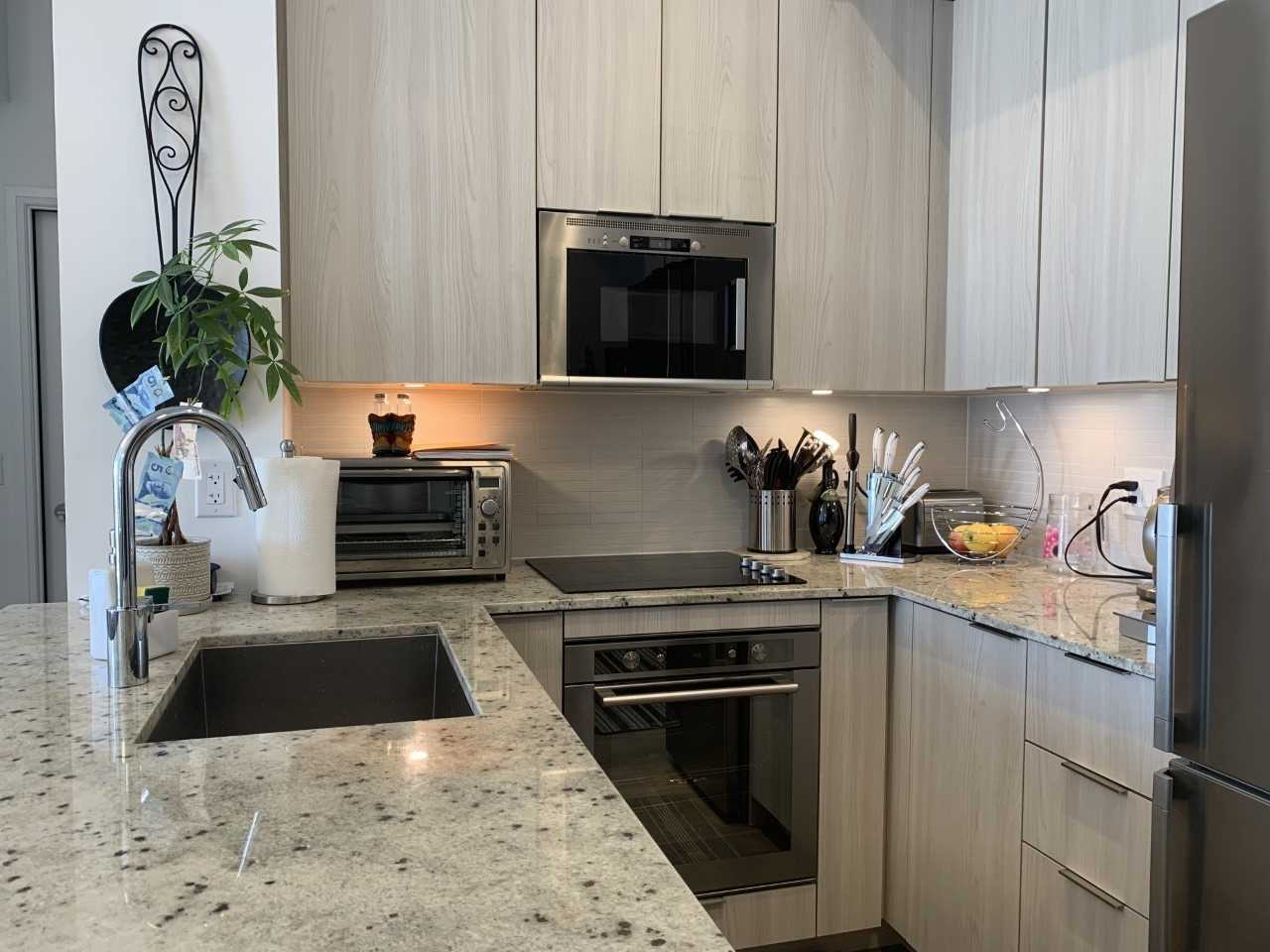 99 Eagle Rock Way, #820