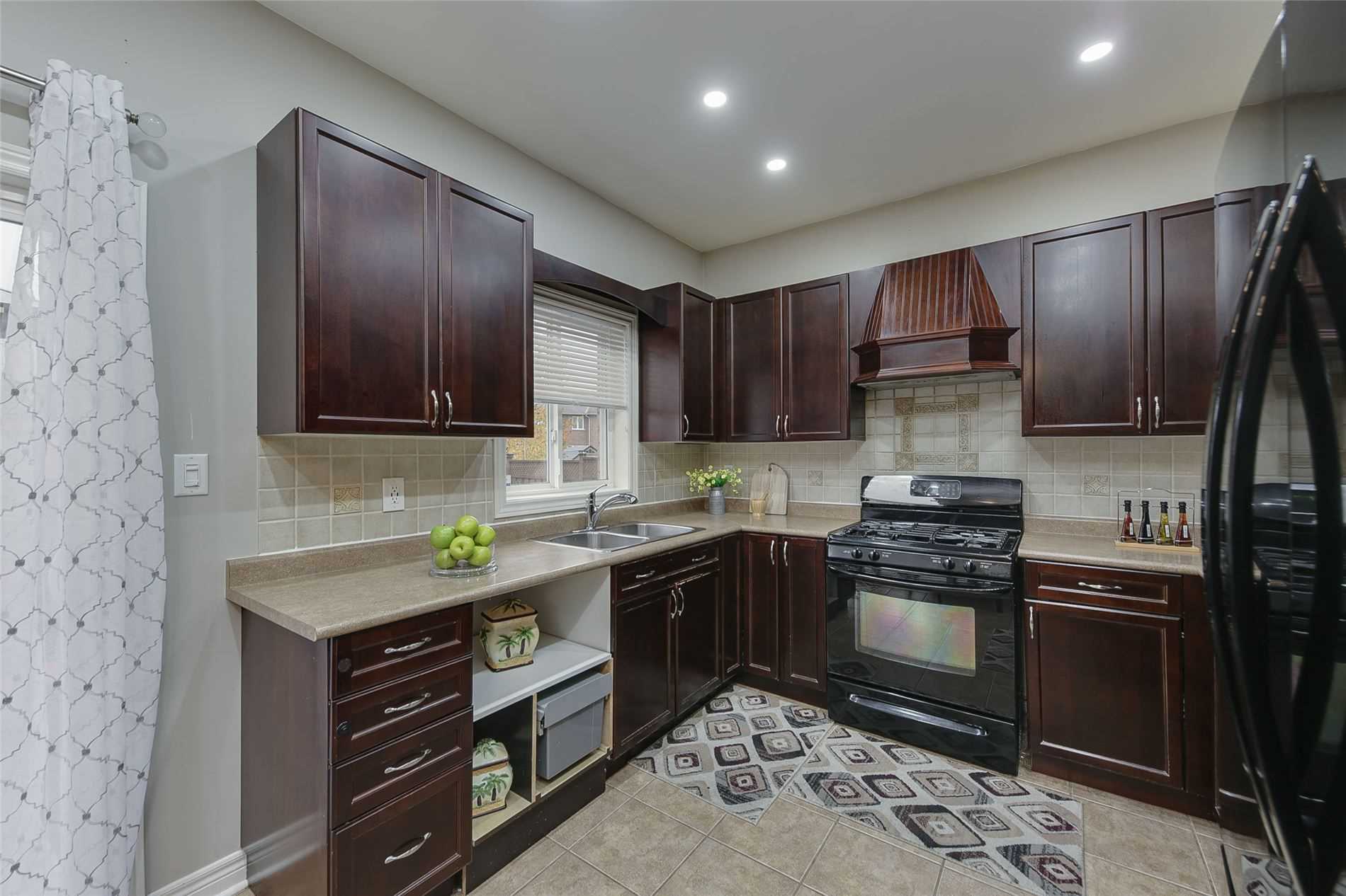 1175 Mitchell Crt