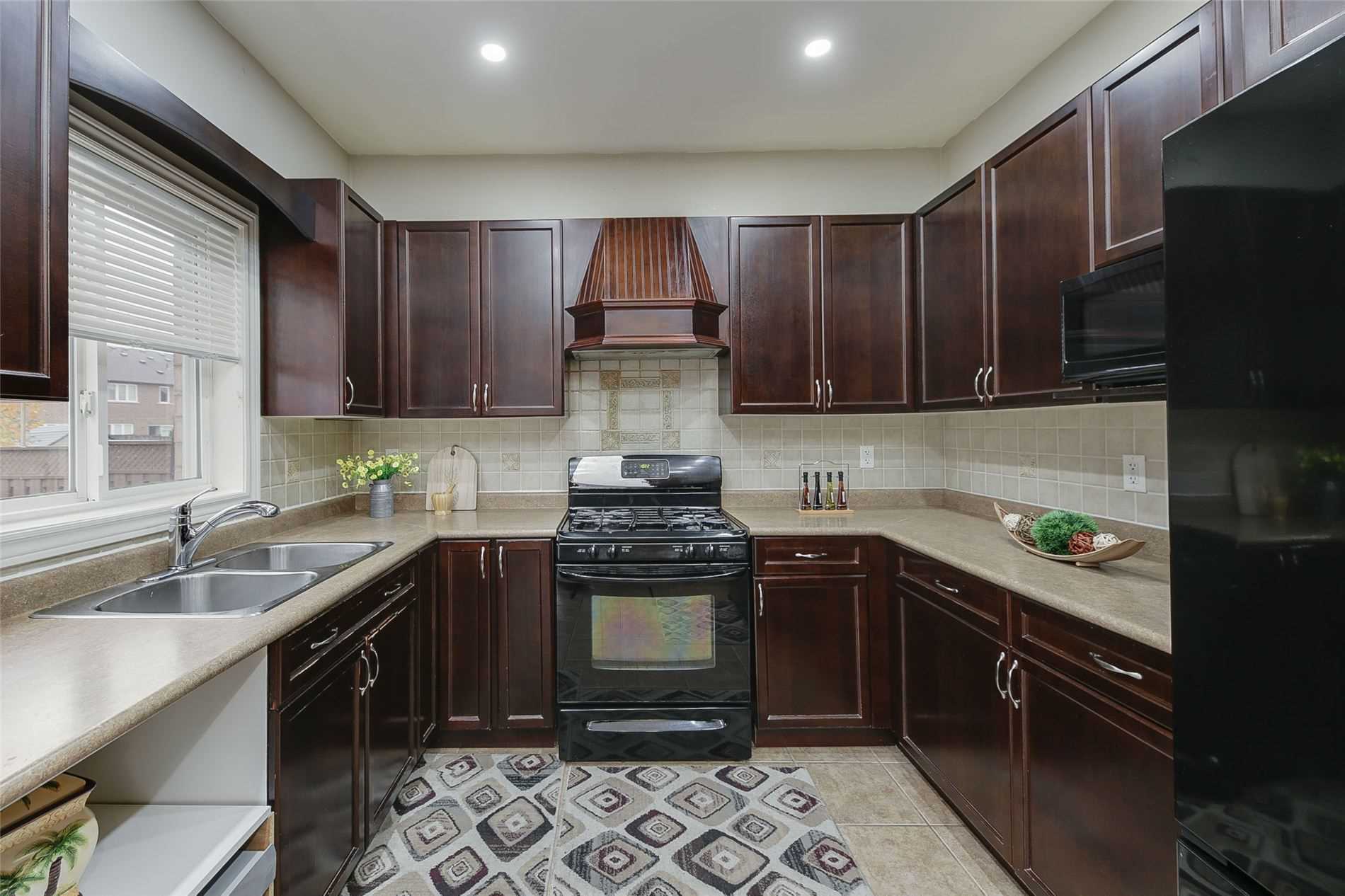 1175 Mitchell Crt