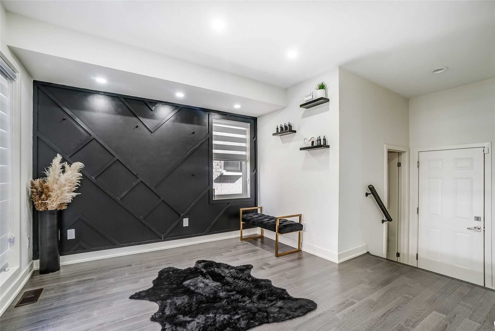 22 Mogul Rd