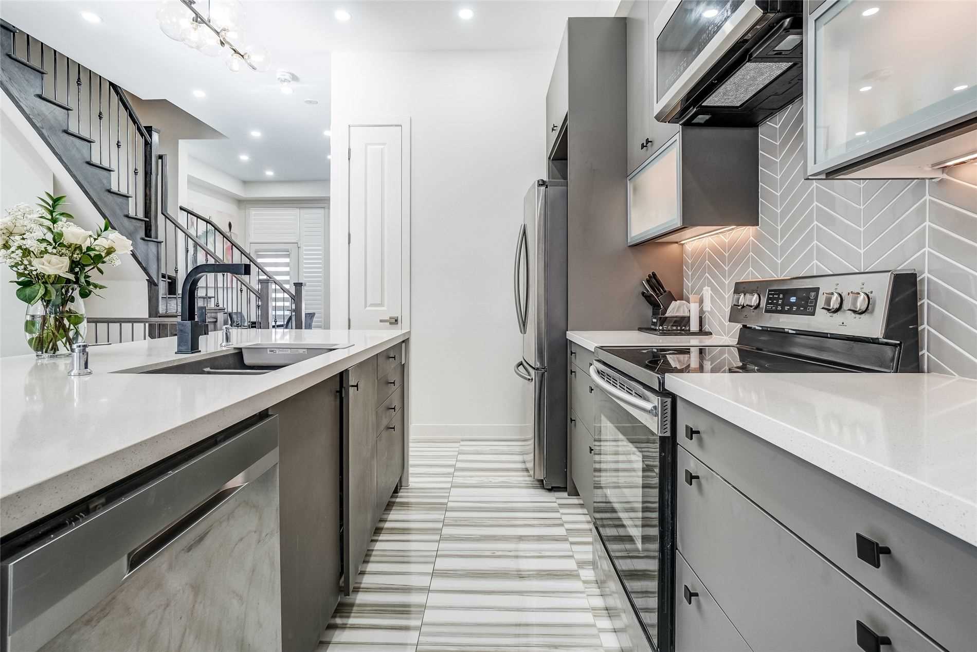 22 Mogul Rd