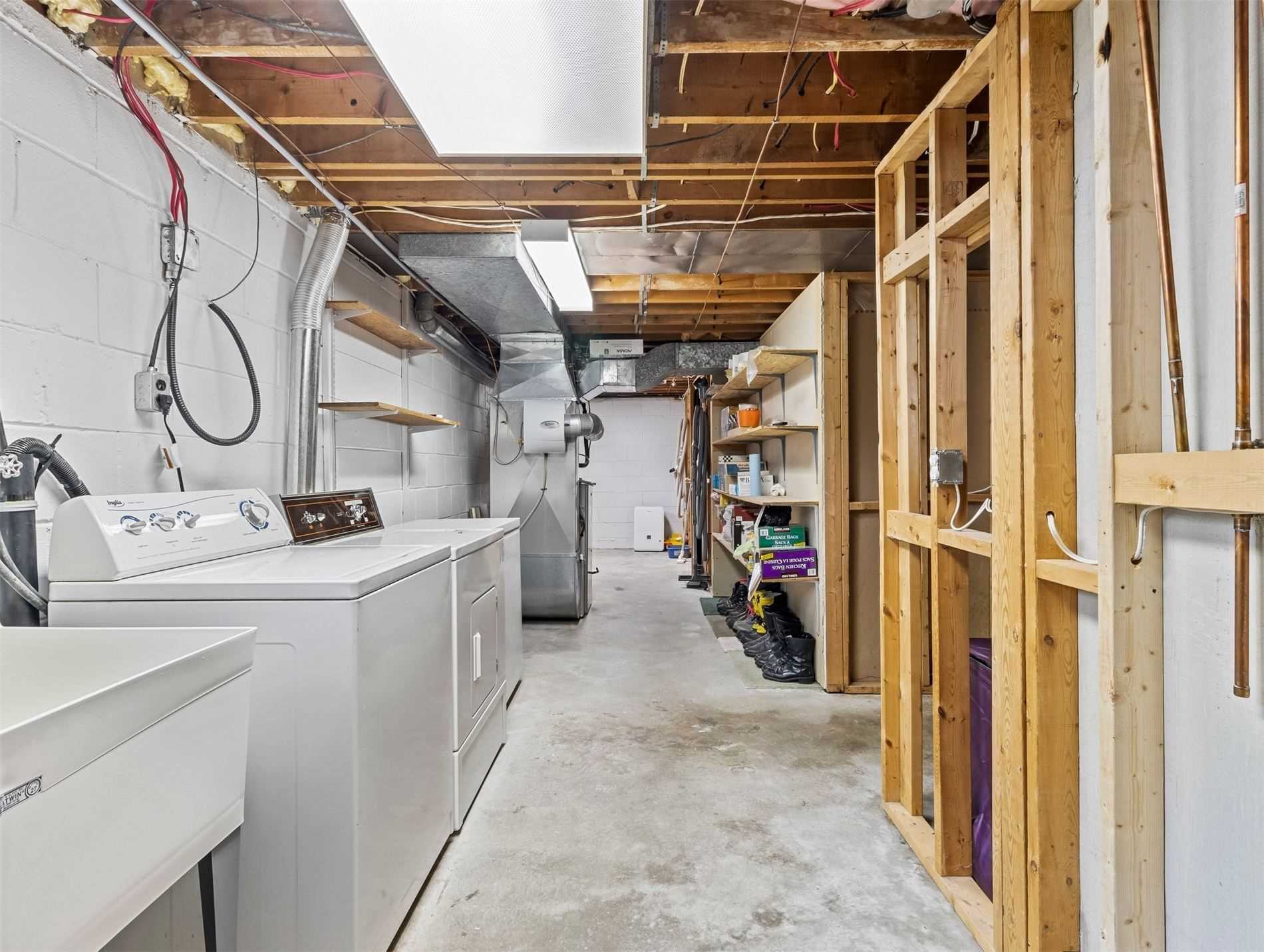 139 Queen St