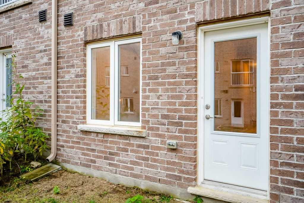 68 Milson Cres