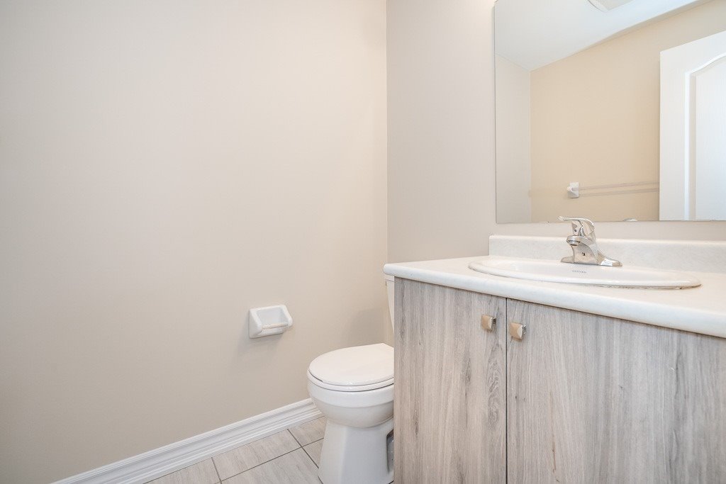 68 Milson Cres