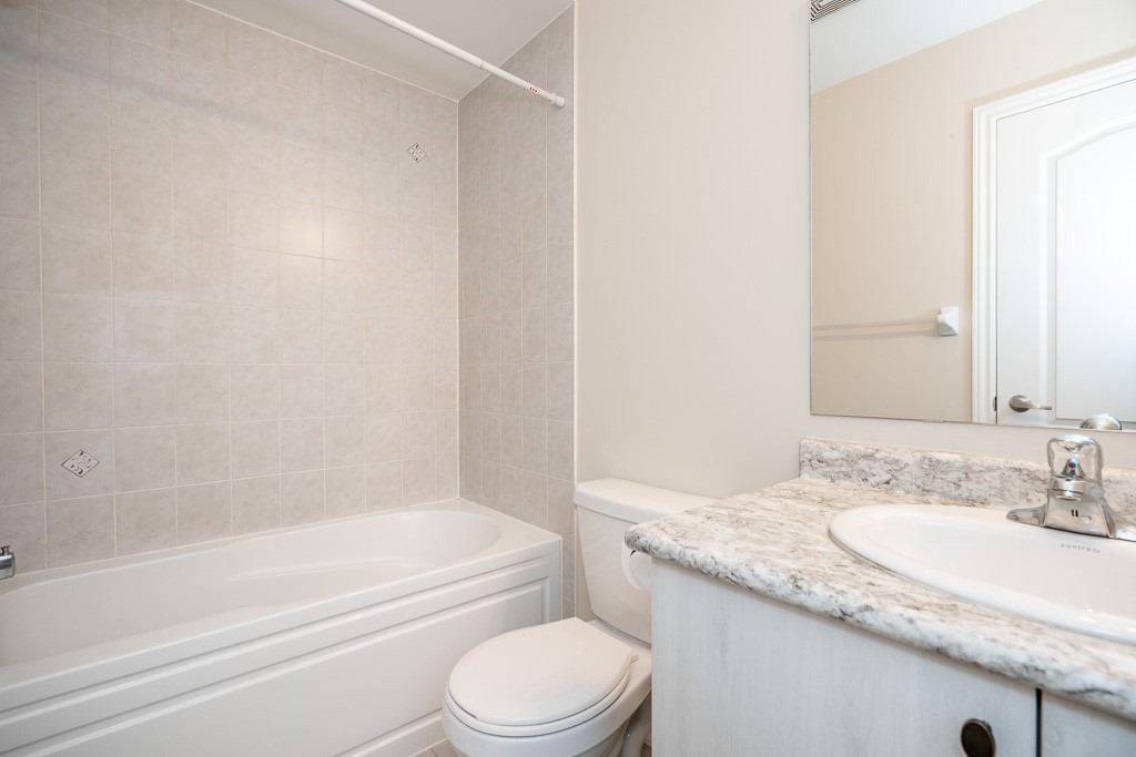 68 Milson Cres
