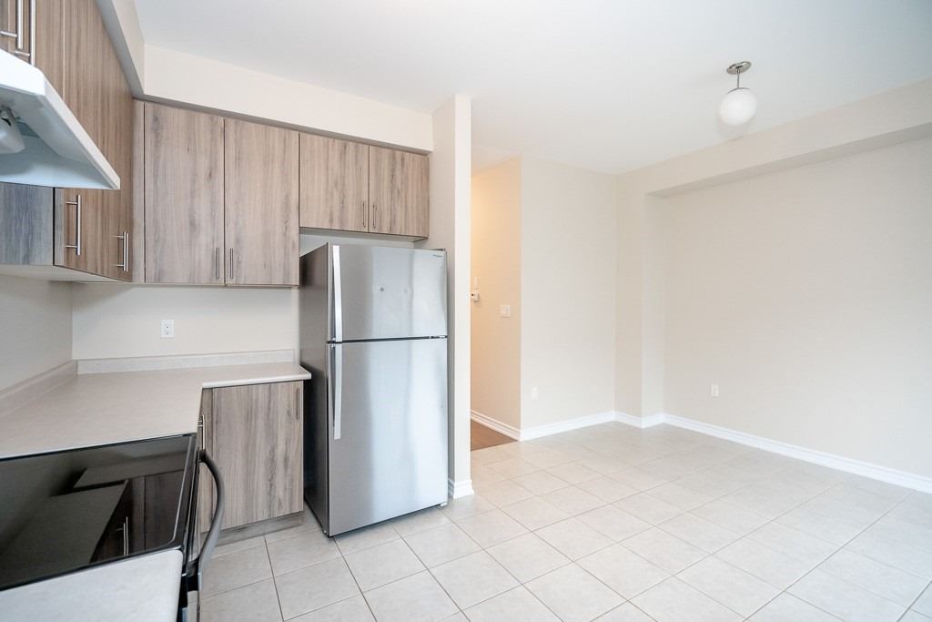 68 Milson Cres