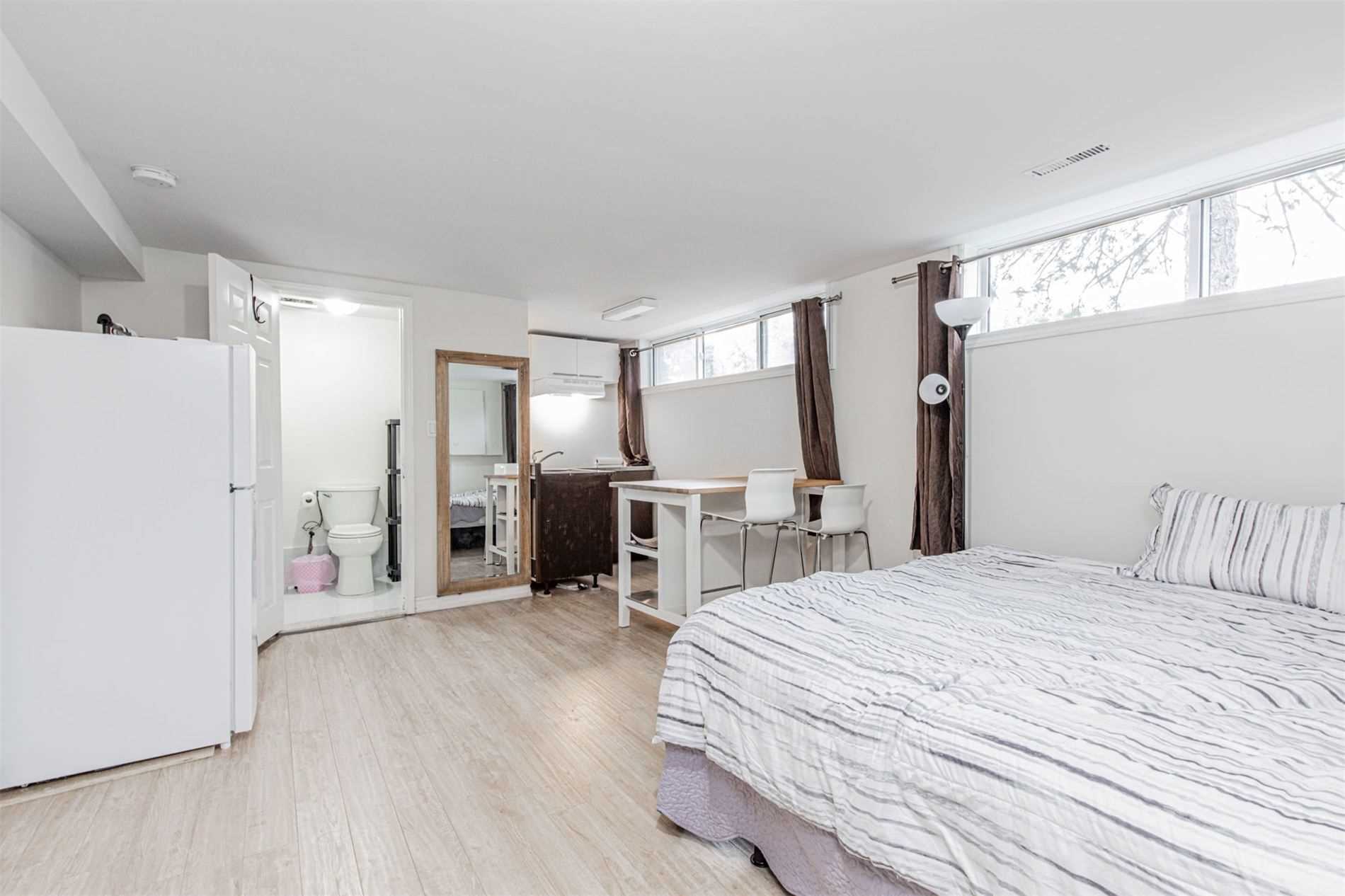 25 Boulding Dr