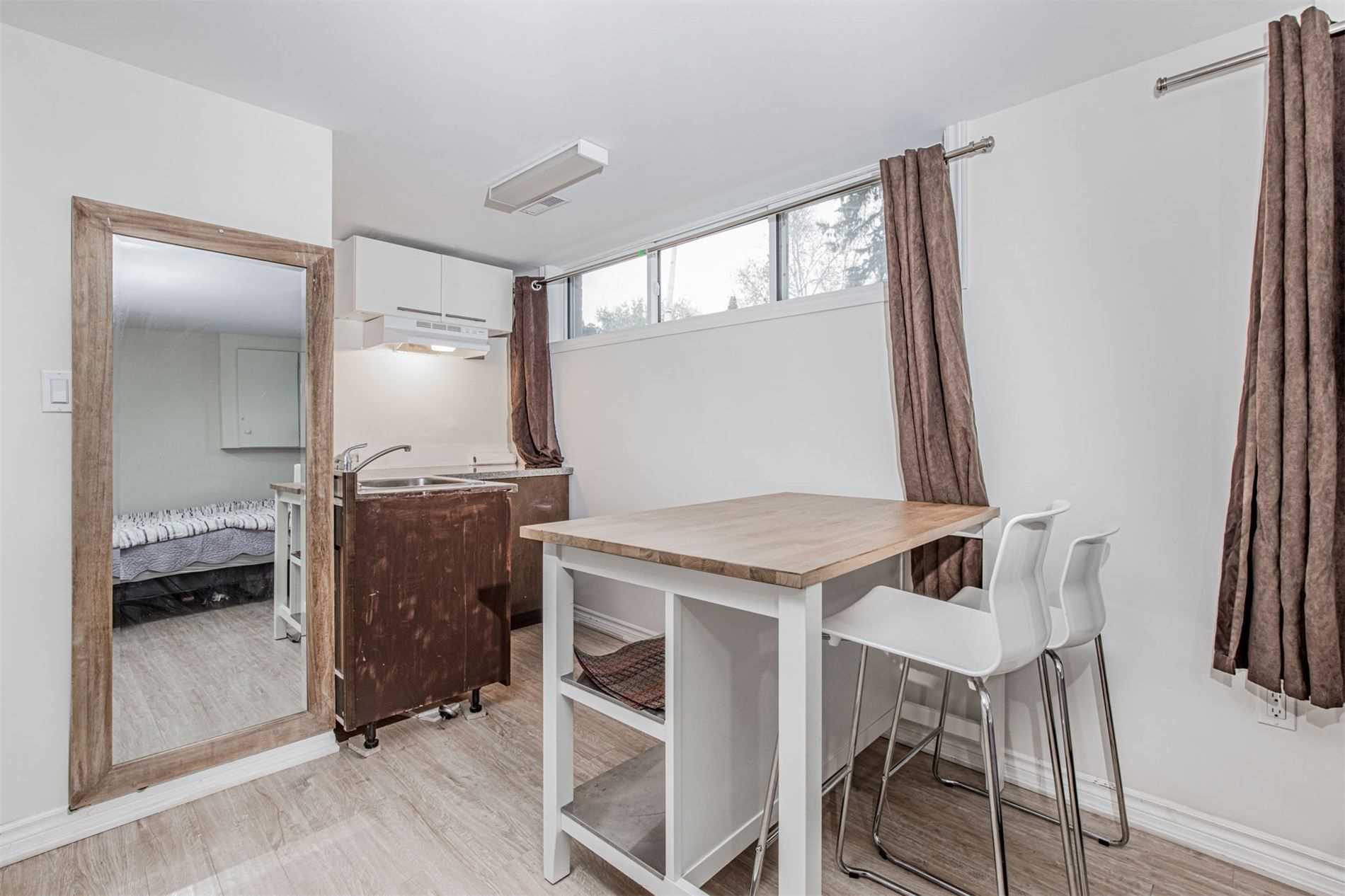 25 Boulding Dr