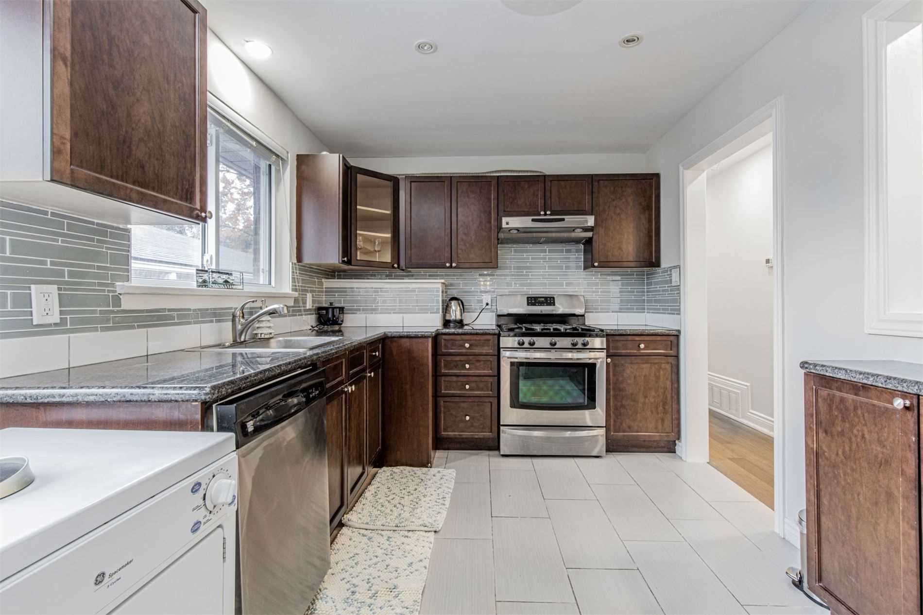 25 Boulding Dr