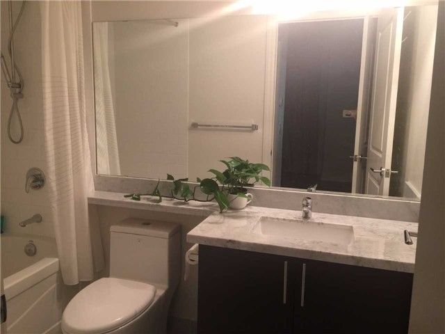 1 Upper Duke Cres, #110