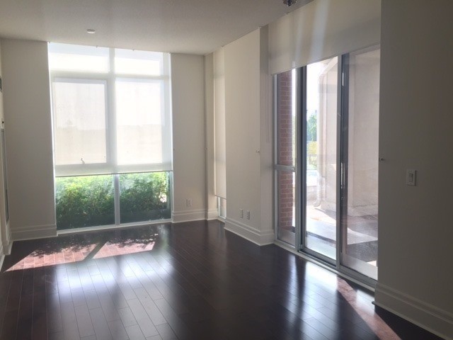 1 Upper Duke Cres, #110