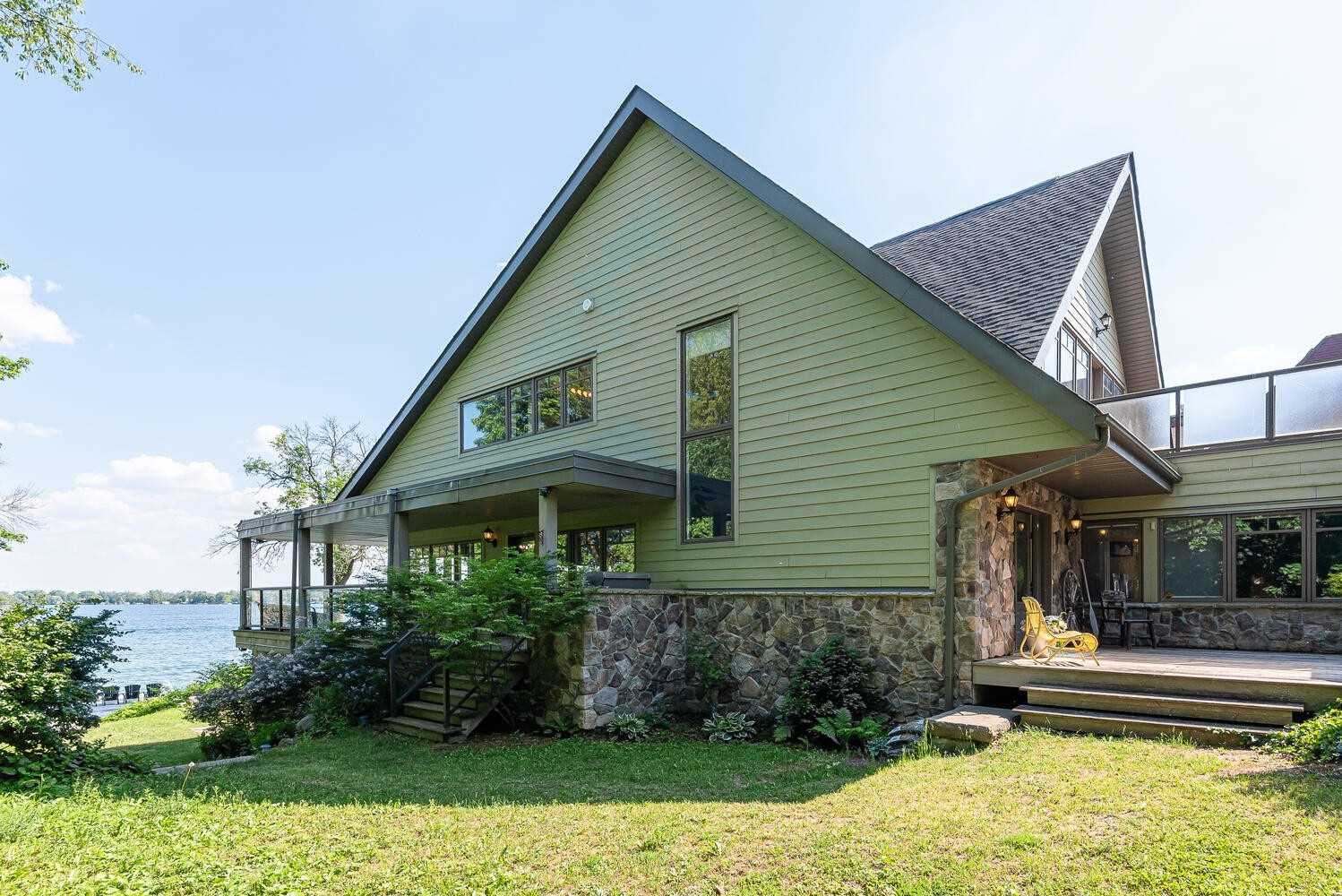 777 Lakelands Ave