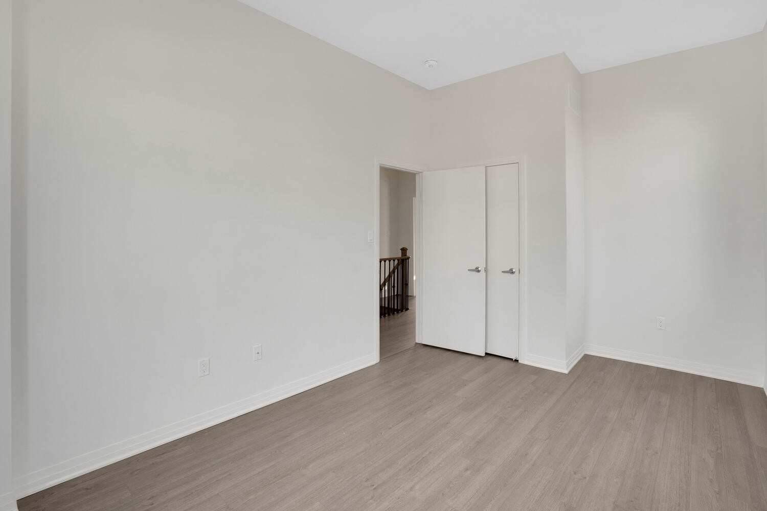 262 Thomas Cook Ave