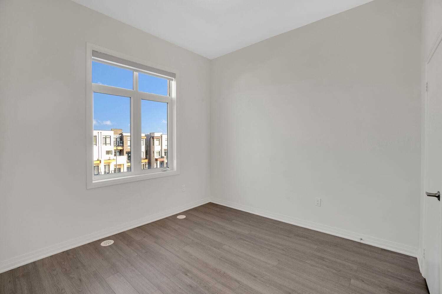 262 Thomas Cook Ave