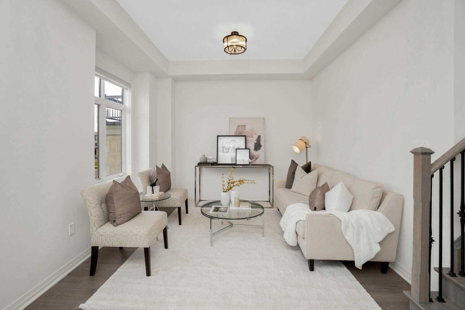 262 Thomas Cook Ave
