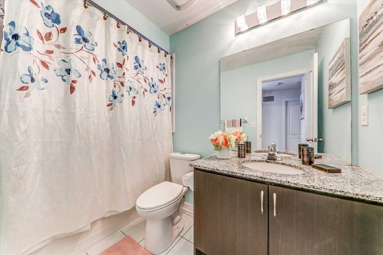 73 Vettese Crt, Markham