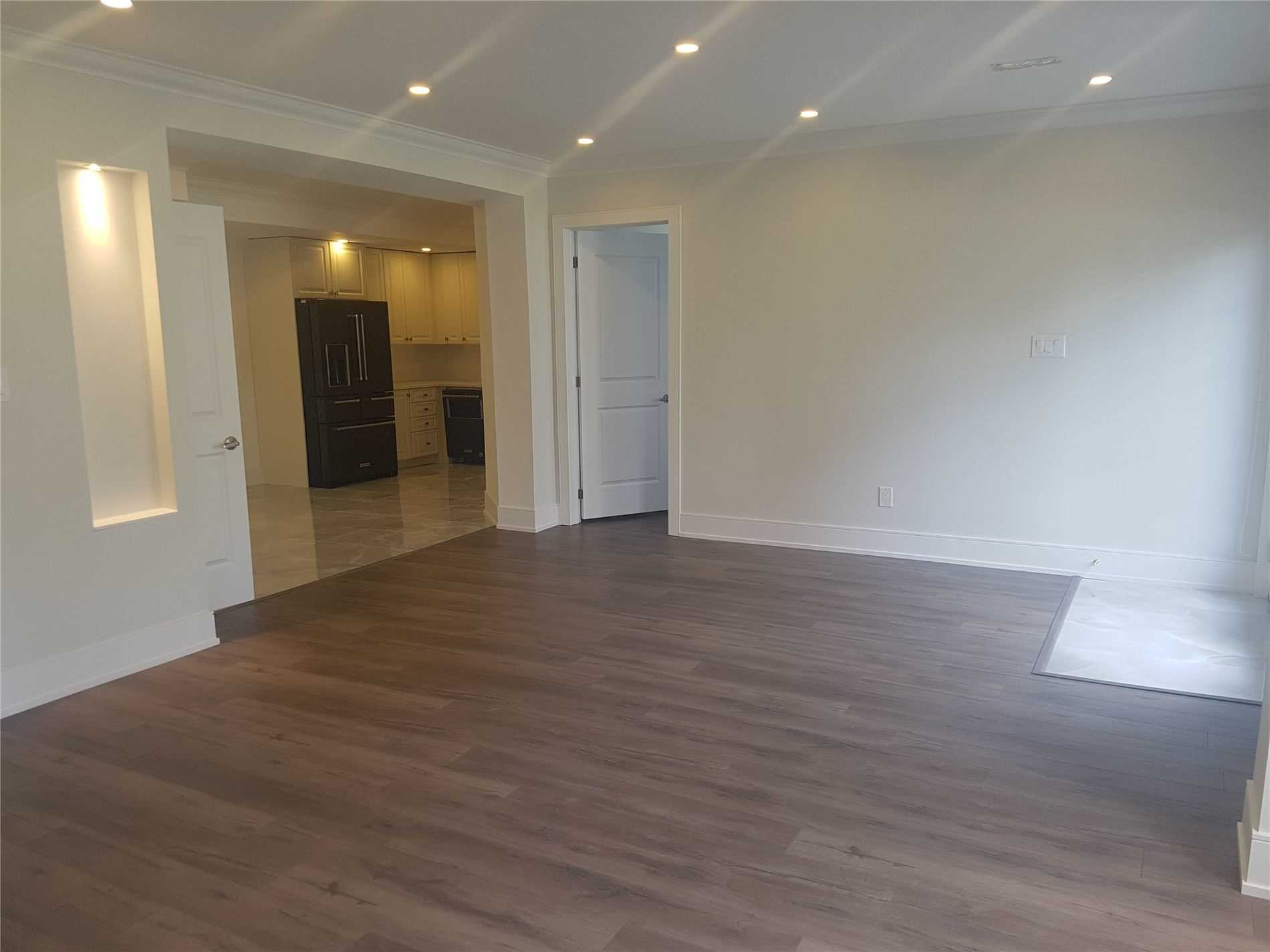 1 Hurst Ave