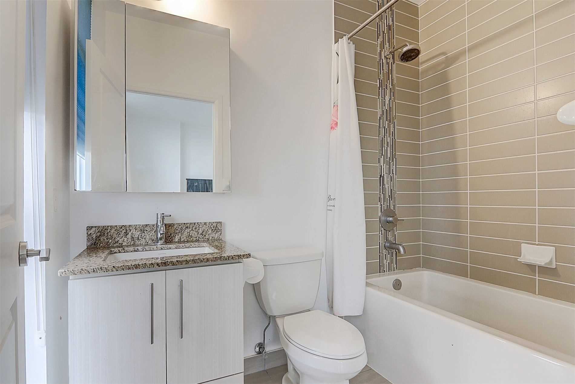 55 Oneida Cres, #1008