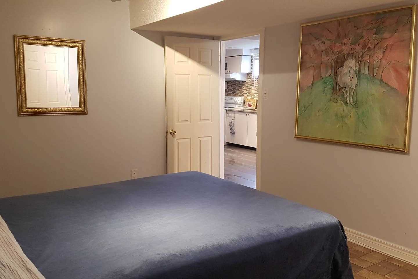 25 Breeze Dr, #Lower